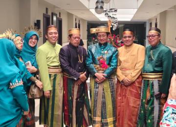 Menteri Agama Diberi Gelar Adat Kerajaan Luwu: Tanda Kebangkitan Kebudayaan, Agama, dan Negara