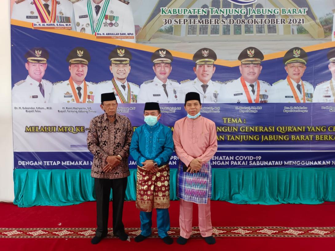 Rektor IAIN Kerinci bersama Gubernur dan Wakil Gubernur Jambi di Event MTQ Provinsi Jambi Ke-50 