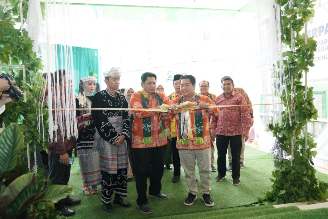 Peresmian gedung kuliah terpadu SBSN